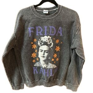 Gray Frida Kahlo Graphic Sweatshirt